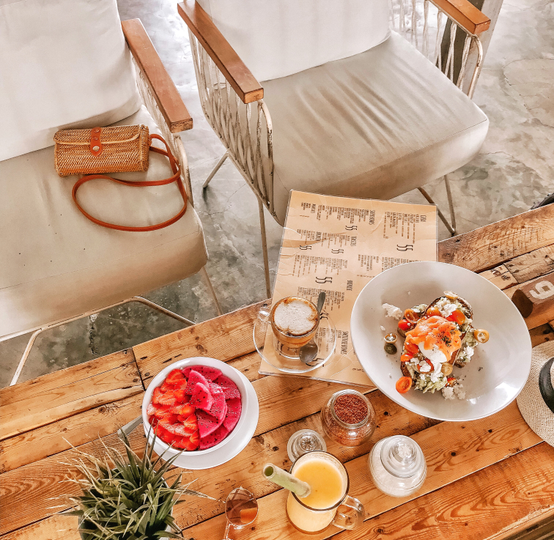 gentlemen chai & snacks